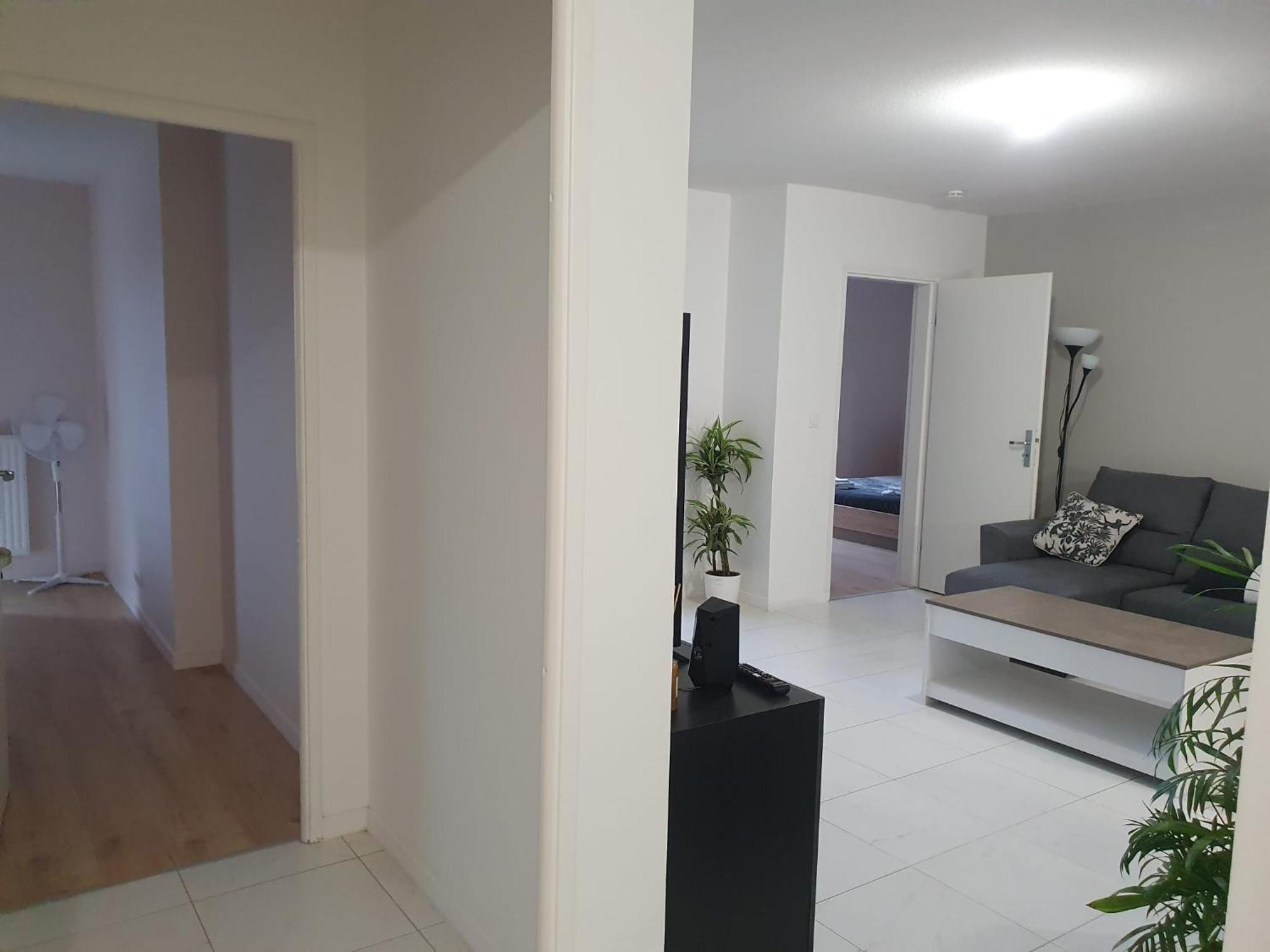 Appartement A Floirac Avec 2 Chambres, Un Parking Prive, Une Terrasse, A 5 Minutes En Voiture De L'Arkea Arena De Bordeaux Esterno foto
